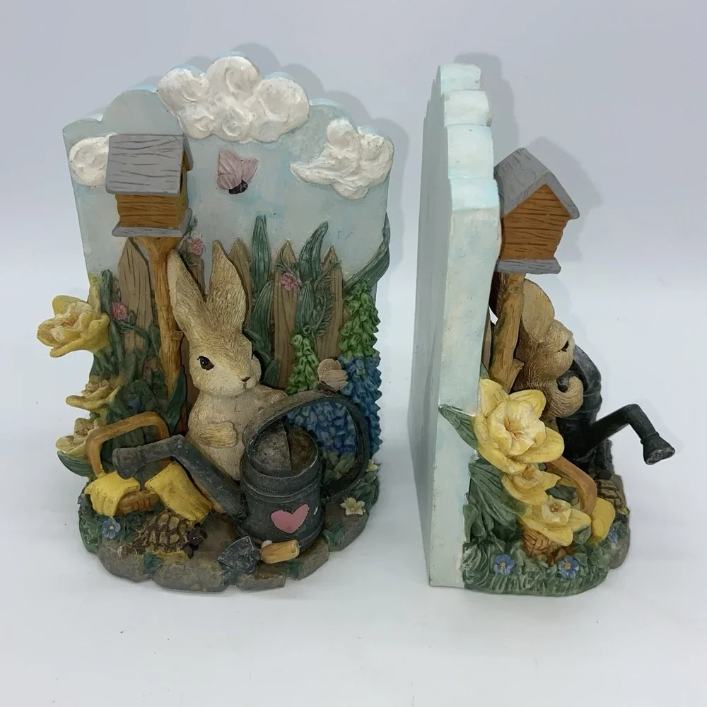 Bunny Hare Resin Spring Garden‎ Watering Can Ceramic Bookends 5 5/8" Tall - Picture 3 of 16